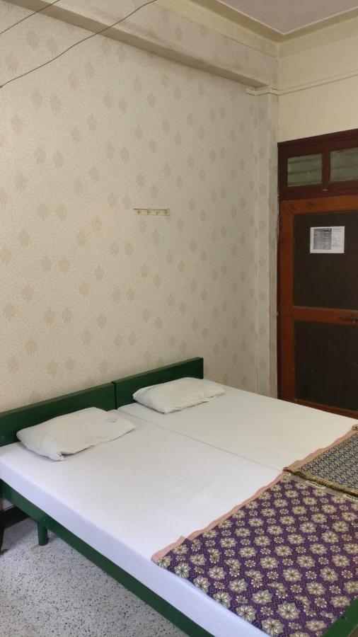 Solanki Guest House Kolhapur Ngoại thất bức ảnh
